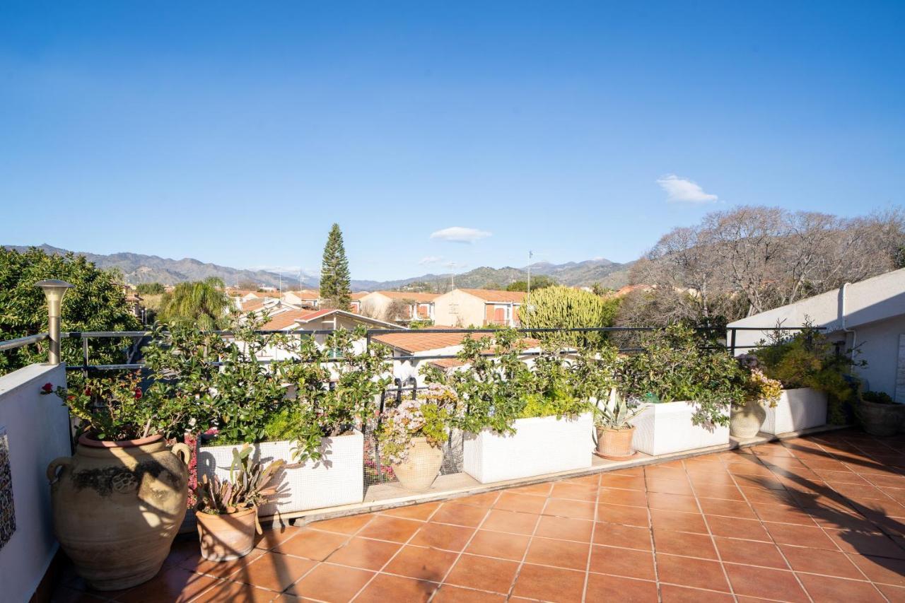 Casa Vacanza Giugio ジャルディーニ・ナクソス エクステリア 写真